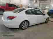 2009 Honda Accord EX с VIN 1HGCP25799A130300, выставлен на аукционе Copart как лот 85786064 с пробегом 131 163 миль миль и Списание • Salvage title. История ставок и продаж доступна на DreamBid. Изображение 3.