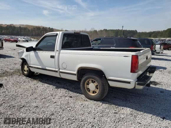 1997 Chevrolet Silverado 1500 with VIN 1GCEC14R9VZ196034, listed as a Copart auction lot 49669505 with 346,143 mi miles and Salvage title. Bid and sale history available at DreamBid. Image 2.