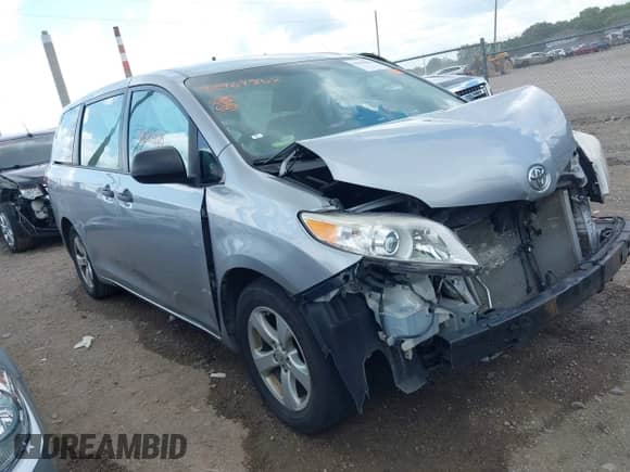 2016 Toyota Sienna L with VIN 5TDZK3DC6GS730865, listed as a IAAI auction lot 42969868 with 189,925 mi miles and . Bid and sale history available at DreamBid. Image 1.