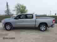 2022 Ram 1500 Big Horn z VIN 1C6RRFFG3NN258356, wystawiony jako IAAI lot #42181879 z przebiegiem 72 696 mil mil oraz . Historia ofert i sprzedaży dostępna na DreamBid. Obrazek 14.