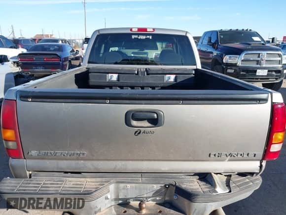 2000 Chevrolet Silverado 1500 with VIN 2GCEC19V3Y1330135, listed as a IAAI auction lot 43507774 with Not provided miles and . Bid and sale history available at DreamBid. Image 16.