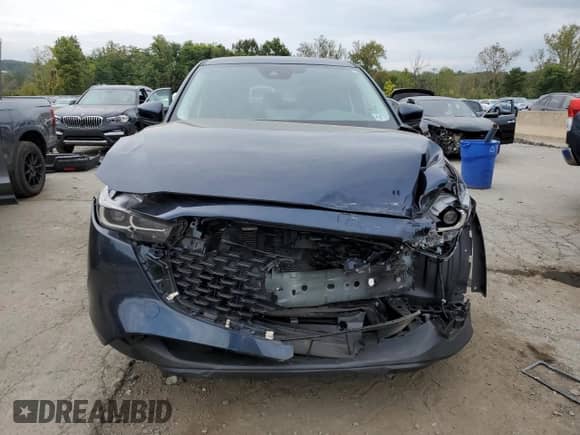 2022 Mazda CX-5 S Preferred z VIN JM3KFBCM1N0630223, wystawiony jako Copart lot #81140105 z przebiegiem 34 217 mil mil oraz Szkoda całkowita • Salvage title. Historia ofert i sprzedaży dostępna na DreamBid. Obrazek 5.