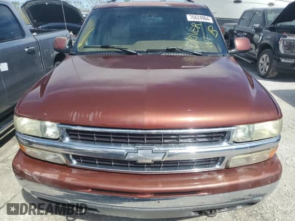 2000 Chevrolet Suburban LT z VIN 3GNFK16T3YG122555, wystawiony jako Copart lot #76624964 z przebiegiem 193 236 mil mil oraz Nie do naprawy • Non repairable. Historia ofert i sprzedaży dostępna na DreamBid. Obrazek 12.