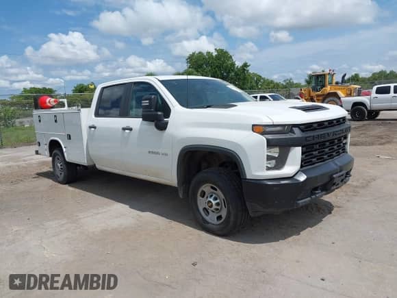 2023 Chevrolet Silverado 2500HD Work Truck z VIN 1GB1YLE71PF146990, wystawiony jako IAAI lot #42350795 z przebiegiem 60 144 mil mil oraz . Historia ofert i sprzedaży dostępna na DreamBid. Obrazek 1.