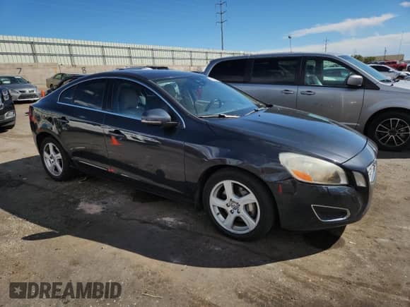 2012 Volvo S60 T5 с VIN YV1622FS2C2109460, выставлен на аукционе Copart как лот 81159315 с пробегом 147 743 миль миль и Списание • Salvage title. История ставок и продаж доступна на DreamBid. Изображение 4.