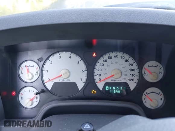 2006 Dodge 2500 SLT z VIN 3D7KS28D56G113023, wystawiony jako IAAI lot #43065760 z przebiegiem 113 981 mil mil oraz . Historia ofert i sprzedaży dostępna na DreamBid. Obrazek 15.