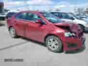 2012 Chevrolet Sonic LT z VIN 1G1JD5SB1C4160396, wystawiony jako Copart lot #52098365 z przebiegiem 125 733 mil mil oraz Szkoda całkowita • Salvage title. Historia ofert i sprzedaży dostępna na DreamBid. Obrazek 4.