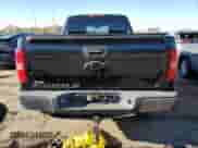 2007 Chevrolet Silverado 1500 1LT z VIN 1GCEK19037Z629203, wystawiony jako Copart lot #90265995 z przebiegiem 206 773 mil mil oraz Czysty tytuł • Clean title. Historia ofert i sprzedaży dostępna na DreamBid. Obrazek 6.