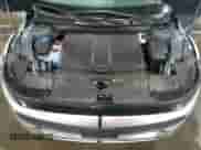 2024 Hyundai Ioniq 5 Limited с VIN KM8KRDDF4RU320749, выставлен на аукционе Copart как лот 68374485 с пробегом 3 565 миль миль и Списание • Salvage title. История ставок и продаж доступна на DreamBid. Изображение 12.