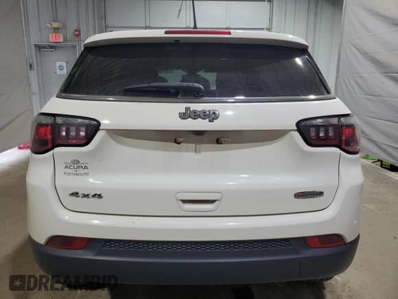 2019 Jeep Compass Latitude с VIN 3C4NJDBB9KT597566, выставлен на аукционе Copart как лот 71518005 с пробегом 70 562 миль миль и Списание • Salvage title. История ставок и продаж доступна на DreamBid. Изображение 6.