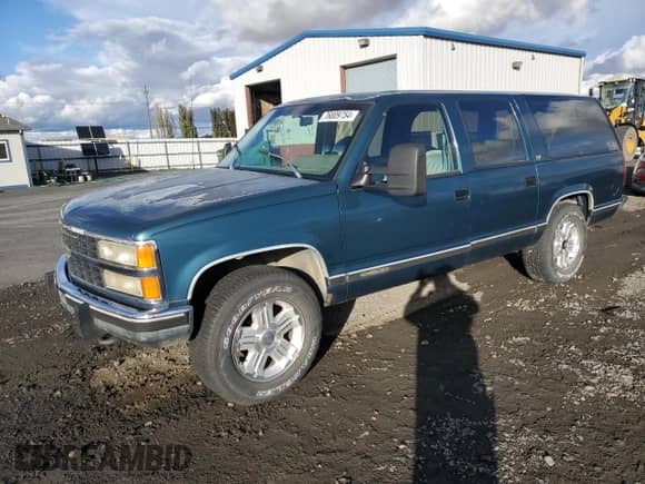 1993 Chevrolet Suburban с VIN 1GNFK16K0PJ385381, выставлен на аукционе Copart как лот 76809754 с пробегом 218 634 миль миль и Чистый • Clean title. История ставок и продаж доступна на DreamBid. Изображение 1.