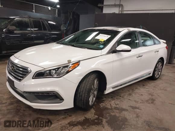 2016 Hyundai Sonata Limited с VIN 5NPE34AF7GH436302, выставлен на аукционе IAAI как лот 42259678 с пробегом 71 924 миль миль и . История ставок и продаж доступна на DreamBid. Изображение 2.