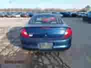 2000 Dodge Neon Highline z VIN 1B3ES46C9YD798867, wystawiony jako IAAI lot #41535717 z przebiegiem 175 069 mil mil oraz . Historia ofert i sprzedaży dostępna na DreamBid. Obrazek 15.