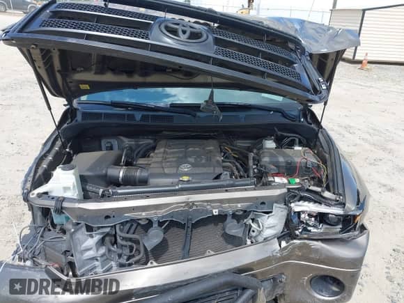 2013 Toyota Tundra Limited z VIN 5TFBY5F1XDX282367, wystawiony jako IAAI lot #42148030 z przebiegiem 124 357 mil mil oraz . Historia ofert i sprzedaży dostępna na DreamBid. Obrazek 10.