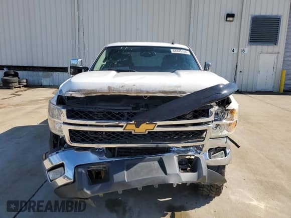 2014 Chevrolet Silverado 2500HD LTZ with VIN 1GC1KYE8XEF180135, listed as a Copart auction lot 68345155 with 246,418 mi miles and Salvage title. Bid and sale history available at DreamBid. Image 5.