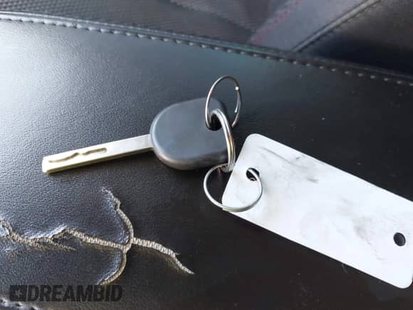 2016 Chevrolet Equinox LT z VIN 2GNFLFEK6G6251175, wystawiony jako IAAI lot #42753955 z przebiegiem 123 813 mil mil oraz . Historia ofert i sprzedaży dostępna na DreamBid. Obrazek 11.