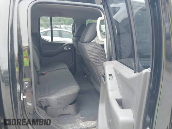 2019 Nissan Frontier SV with VIN 1N6AD0EV9KN726472, listed as a IAAI auction lot 42868991 with 57,325 mi miles and . Bid and sale history available at DreamBid. Image 8.