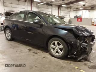 2014 Chevrolet Cruze 1LT with VIN 1G1PC5SB5E7476981, listed as a IAAI auction lot 43170700 with 152,644 mi miles and . Bid and sale history available at DreamBid. Image 1.