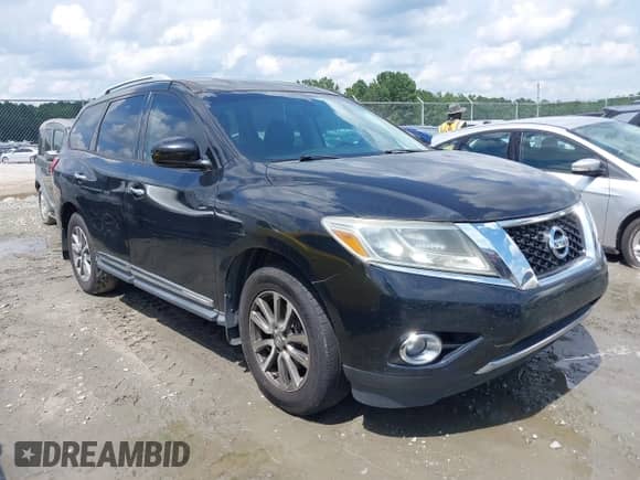 2013 Nissan Pathfinder Platinum with VIN 5N1AR2MN2DC662514, listed as a IAAI auction lot 42841665 with 164,479 mi miles and . Bid and sale history available at DreamBid. Image 1.