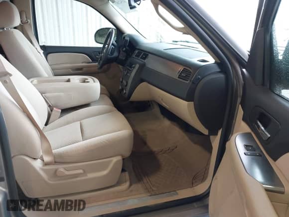 2007 Chevrolet Suburban LT с VIN 1GNFK16357J254729, выставлен на аукционе IAAI как лот 41542483 с пробегом 95 604 миль миль и . История ставок и продаж доступна на DreamBid. Изображение 5.