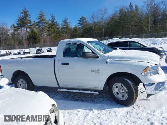 2022 Ram 1500 Tradesman с VIN 3C6JR6DG4NG412663, выставлен на аукционе IAAI как лот 41519632 с пробегом 16 286 миль миль и . История ставок и продаж доступна на DreamBid. Изображение 13.