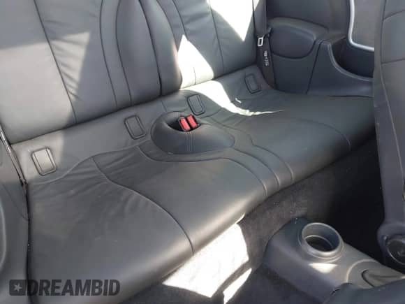 2003 MINI Hardtop S z VIN WMWRE33473TD66999, wystawiony jako IAAI lot #43541220 z przebiegiem 116 760 mil mil oraz . Historia ofert i sprzedaży dostępna na DreamBid. Obrazek 8.