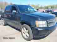 2008 Chevrolet Avalanche LTZ с VIN 3GNFK12308G141392, выставлен на аукционе IAAI как лот 42125638 с пробегом 147 694 миль миль и . История ставок и продаж доступна на DreamBid. Изображение 1.