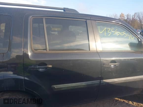 2015 Honda Pilot LX z VIN 5FNYF4H26FB068635, wystawiony jako IAAI lot #43550544 z przebiegiem 168 396 mil mil oraz . Historia ofert i sprzedaży dostępna na DreamBid. Obrazek 14.