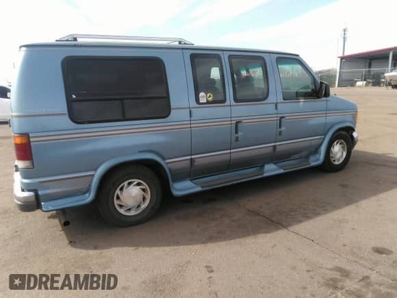 1994 Ford Econoline Cargo with VIN 1FDEE14N5RHC02152, listed as a IAAI auction lot 41803081 with 132,453 mi miles and . Bid and sale history available at DreamBid. Image 4.