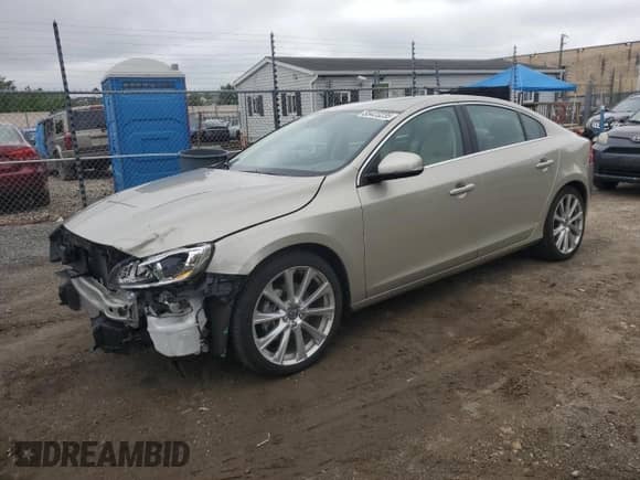 2018 Volvo S60 Inscription Platinum с VIN LYV402TM4JB163234, выставлен на аукционе Copart как лот 55423235 с пробегом 11 943 миль миль и Списание • Salvage title. История ставок и продаж доступна на DreamBid. Изображение 1.