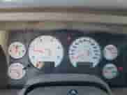 2005 Dodge 2500 SLT z VIN 3D7KS28C85G850111, wystawiony jako Copart lot #79406224 z przebiegiem 319 610 mil mil oraz Szkoda całkowita • Salvage title. Historia ofert i sprzedaży dostępna na DreamBid. Obrazek 9.