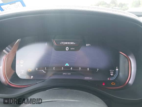 2025 Ram 1500 Rebel z VIN 1C6SRFLP1SN576994, wystawiony jako IAAI lot #42767833 z przebiegiem 26 955 mil mil oraz . Historia ofert i sprzedaży dostępna na DreamBid. Obrazek 7.