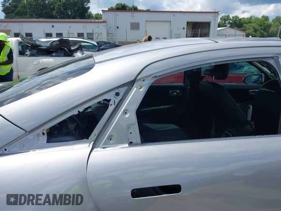 2023 Hyundai Ioniq 6 Limited с VIN KMHM54AC4PA049110, выставлен на аукционе IAAI как лот 42827535 с пробегом 9 123 миль миль и . История ставок и продаж доступна на DreamBid. Изображение 22.