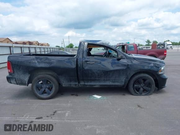 2014 Ram 1500 Express z VIN 3C6JR6ATXEG310088, wystawiony jako IAAI lot #42298290 z przebiegiem 168 308 mil mil oraz . Historia ofert i sprzedaży dostępna na DreamBid. Obrazek 12.