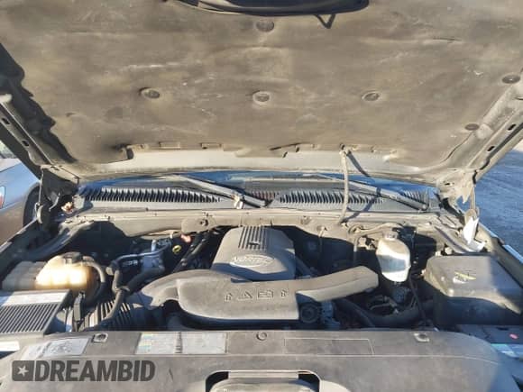 2005 Chevrolet Avalanche Z71 with VIN 3GNEK12Z65G207469, listed as a IAAI auction lot 41210152 with 297,282 mi miles and . Bid and sale history available at DreamBid. Image 10.