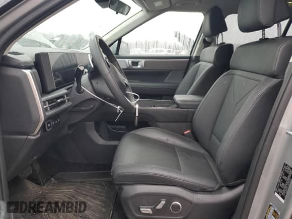 2024 Hyundai Santa Fe SEL с VIN 5NMP2DGL0RH011559, выставлен на аукционе Copart как лот 80682454 с пробегом 5 406 миль миль и Списание • Salvage title. История ставок и продаж доступна на DreamBid. Изображение 7.