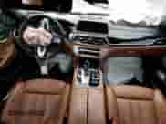 2018 BMW 7 Series M760i xDrive с VIN WBA7H6C58JG614544, выставлен на аукционе Copart как лот 70382702 с пробегом Не указан миль и . История ставок и продаж доступна на DreamBid. Изображение 8.