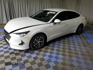 2020 Hyundai Sonata Blue с VIN KMHL24JJ6LA009530, выставлен на аукционе Copart как лот 56013485 с пробегом 75 125 миль миль и Чистый • Clean title. История ставок и продаж доступна на DreamBid. Изображение 1.