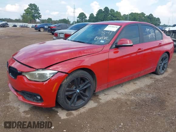 2018 BMW 3 Series 320i with VIN WBA8E1G53JNU91368, listed as a IAAI auction lot 43198476 with 145,495 mi miles and . Bid and sale history available at DreamBid. Image 18.