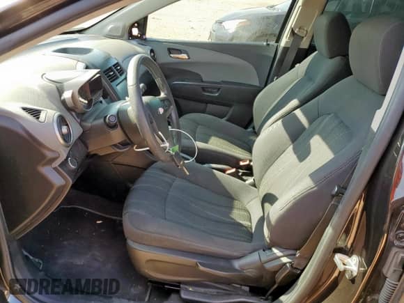 2016 Chevrolet Sonic LT с VIN 1G1JC5SHXG4134232, выставлен на аукционе Copart как лот 80779775 с пробегом 116 676 миль миль и Списание • Salvage title. История ставок и продаж доступна на DreamBid. Изображение 7.