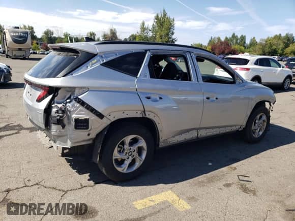 2024 Hyundai Tucson SEL z VIN 5NMJBCDEXRH388650, wystawiony jako Copart lot #68882945 z przebiegiem 16 447 mil mil oraz Szkoda całkowita • Salvage title. Historia ofert i sprzedaży dostępna na DreamBid. Obrazek 3.