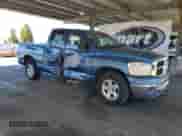 2006 Dodge 1500 SLT z VIN 1D7HA18N96J178360, wystawiony jako Copart lot #66528125 z przebiegiem 222 219 mil mil oraz Szkoda całkowita • Salvage title. Historia ofert i sprzedaży dostępna na DreamBid. Obrazek 4.