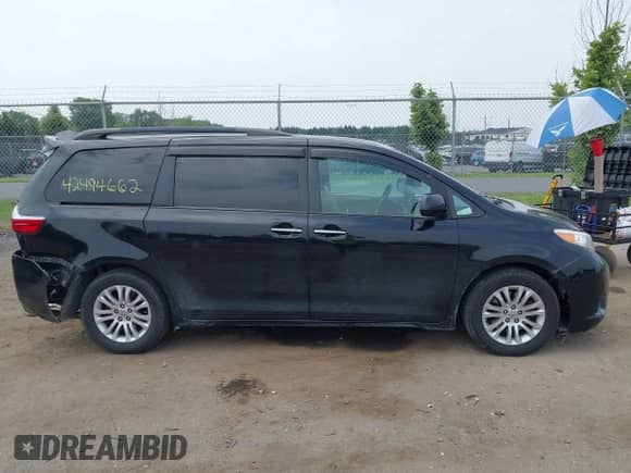 2016 Toyota Sienna XLE with VIN 5TDYK3DC9GS706815, listed as a IAAI auction lot 42494662 with 141,157 mi miles and . Bid and sale history available at DreamBid. Image 13.