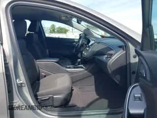 2017 Chevrolet Malibu LT с VIN 1G1ZE5ST6HF176971, выставлен на аукционе IAAI как лот 43383335 с пробегом 78 532 миль миль и . История ставок и продаж доступна на DreamBid. Изображение 5.