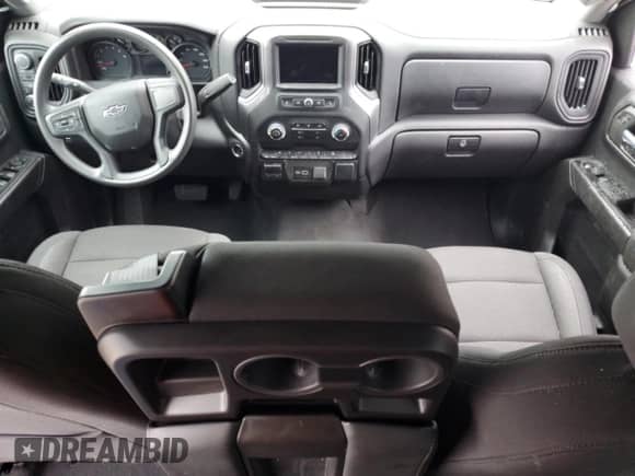 2024 Chevrolet Silverado 1500 Custom Trail Boss с VIN 3GCUDCE81RG321446, выставлен на аукционе Copart как лот 72214744 с пробегом 3 581 миль миль и Списание • Salvage title. История ставок и продаж доступна на DreamBid. Изображение 8.