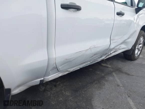 2025 Chevrolet Silverado 1500 Custom with VIN 3GCPKBEK6SG229571, listed as a IAAI auction lot 43299191 with 10,593 mi miles and . Bid and sale history available at DreamBid. Image 18.