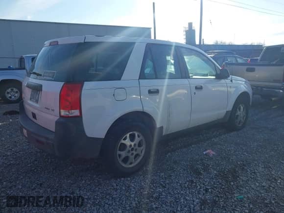 2003 Saturn VUE with VIN 5GZCZ63B83S869309, listed as a IAAI auction lot 41451246 with 211,399 mi miles and . Bid and sale history available at DreamBid. Image 4.