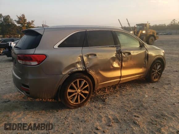 2016 Kia Sorento SX с VIN 5XYPK4A59GG129885, выставлен на аукционе Copart как лот 80078145 с пробегом 172 632 миль миль и Списание • Salvage title. История ставок и продаж доступна на DreamBid. Изображение 3.