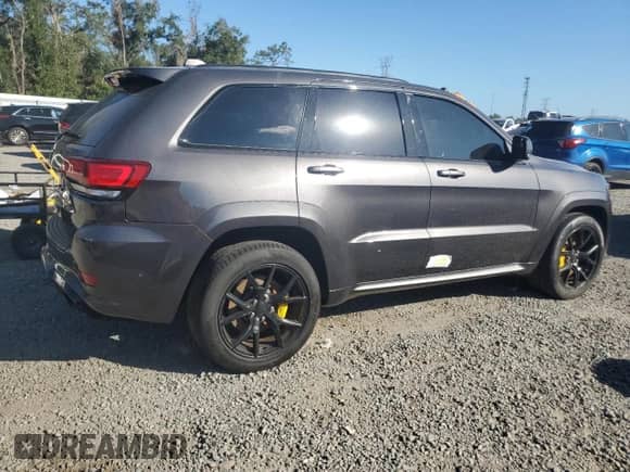2020 Jeep Grand Cherokee Trackhawk с VIN 1C4RJFN9XLC407356, выставлен на аукционе Copart как лот 80822934 с пробегом 10 072 миль миль и На запчасти • Non repairable. История ставок и продаж доступна на DreamBid. Изображение 3.