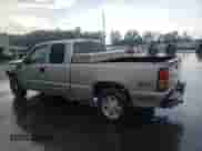 2005 GMC Sierra 1500 SLT z VIN 2GTEK19B551263431, wystawiony jako Copart lot #60635575 z przebiegiem 299 324 mil mil oraz Szkoda całkowita • Salvage title. Historia ofert i sprzedaży dostępna na DreamBid. Obrazek 2.